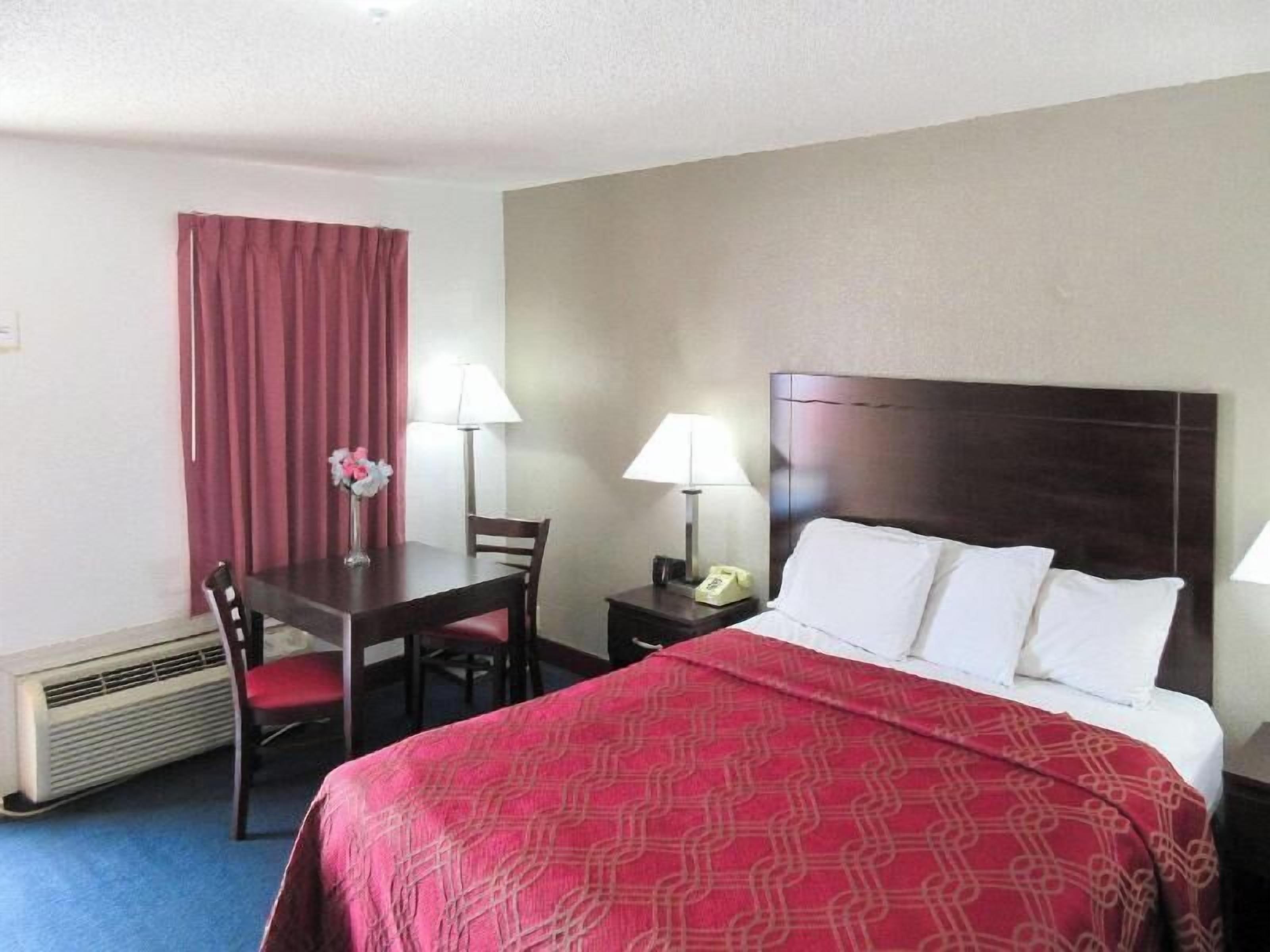 Free cribs/infant beds, rollaway beds, free WiFi, bed sheets