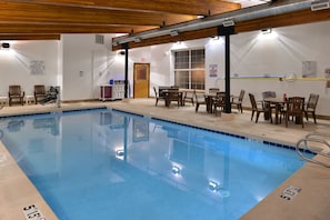 Piscine intérieure