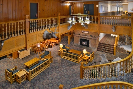 Lobby sitting area. Stage Coach Inn