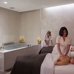 Sauna, hot tub, steam room, body treatments, aromatherapy, body wraps
