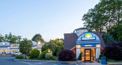 Days Inn by Wyndham Nanuet / Spring Valley