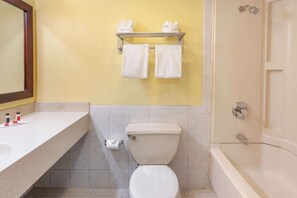 Articles de toilette (gratuits), serviettes fournies