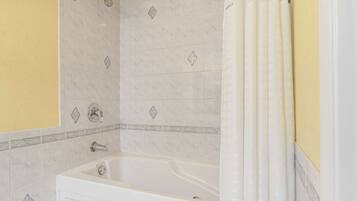 Free toiletries, towels