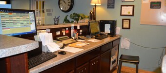 Travelodge by Wyndham Grand Forks