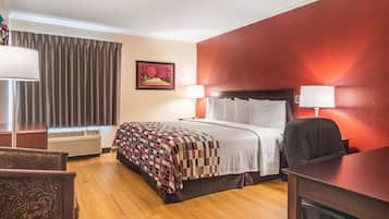 Superior Room, 1 King Bed, Accessible, Non Smoking | Desk, soundproofing, iron/ironing board, free WiFi