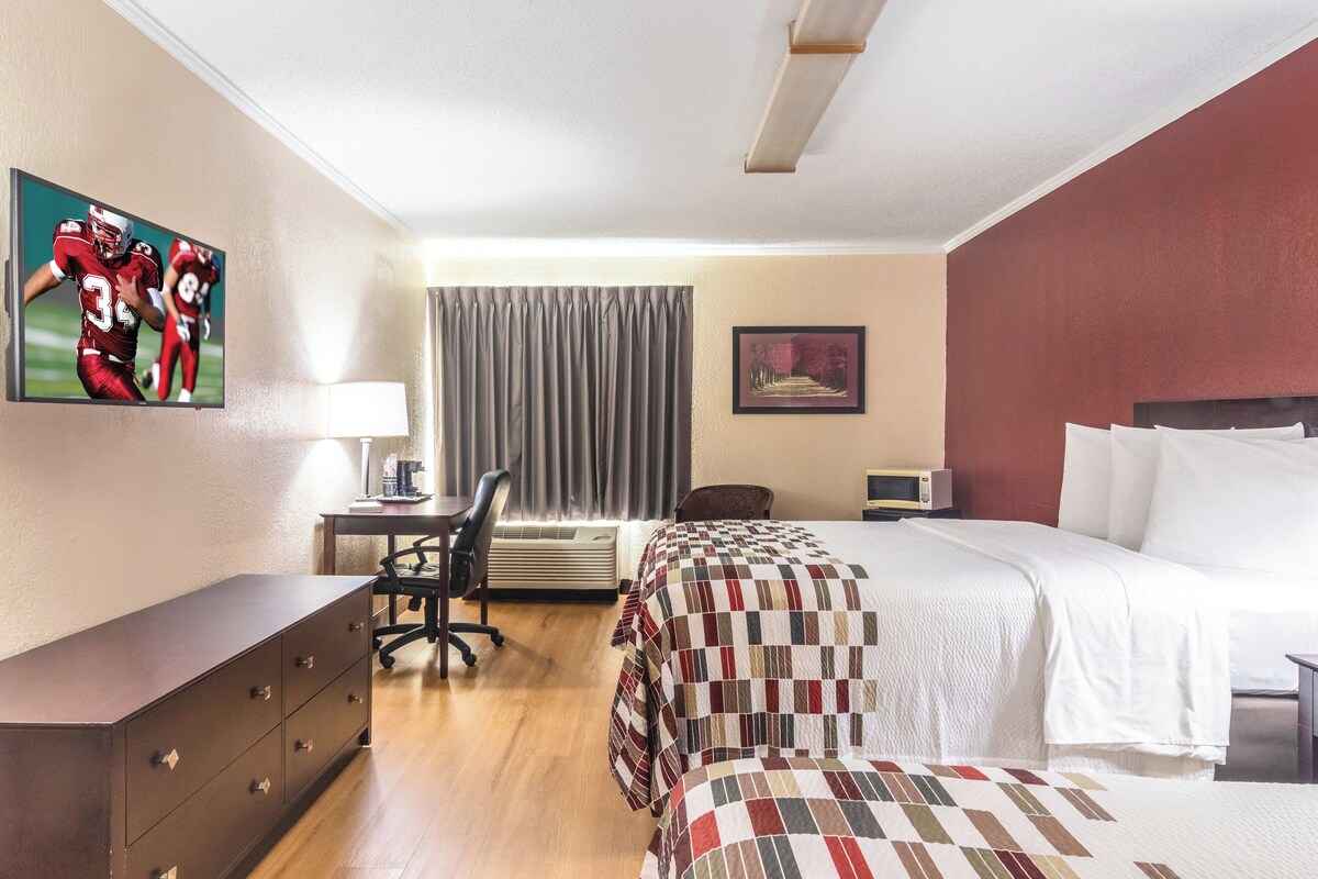 Deluxe Room, 2 Double Beds, Non Smoking