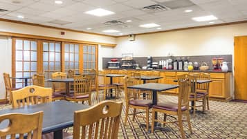 Free daily continental breakfast