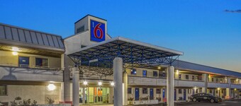 Motel 6 North Ridgeville, OH - Cleveland Intl Airport - N Ridgeville