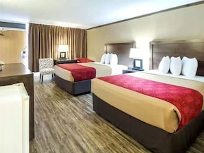 Standard-Doppelzimmer, 2 Doppelbetten, Nichtraucher (No Pets)