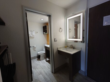 Reagan Resorts Inn - Image 13