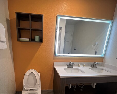 Reagan Resorts Inn - Image 31