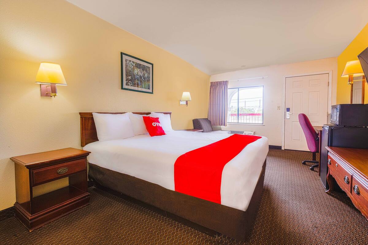 iron/ironing board, free wifi, bed sheets