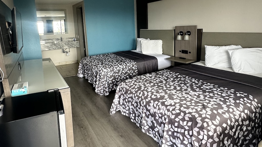 Days Inn by Wyndham El Paso Airport East