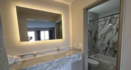 Days Inn by Wyndham El Paso Airport East