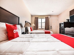 1 chambre, bureau, fer et planche à repasser, accès au Wi-Fi (inclus)