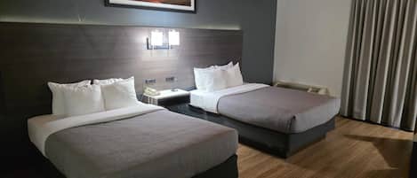 Standard-Doppelzimmer, 2Ā Doppelbetten, Nichtraucher