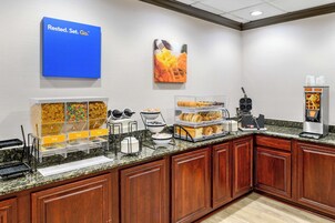 Free daily buffet breakfast