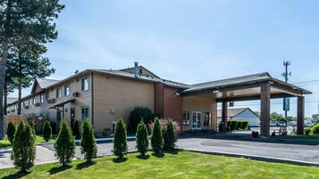 บริเวณภายนอก