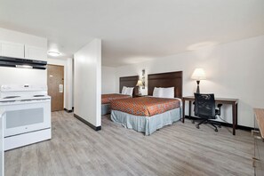 In-room safe, individually decorated, individually furnished, desk