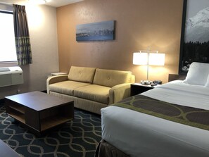 Studio Suite, 1 King Bed, Non Smoking - Super 8 by Wyndham Port Angeles at Olympic National Park (Port Angeles)