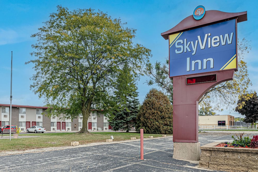 Skyview Inn