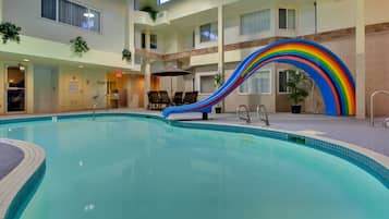 Piscine couverte