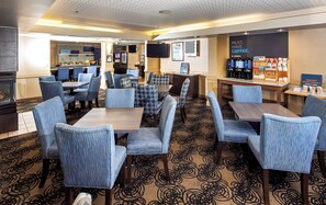 Free buffet breakfast 