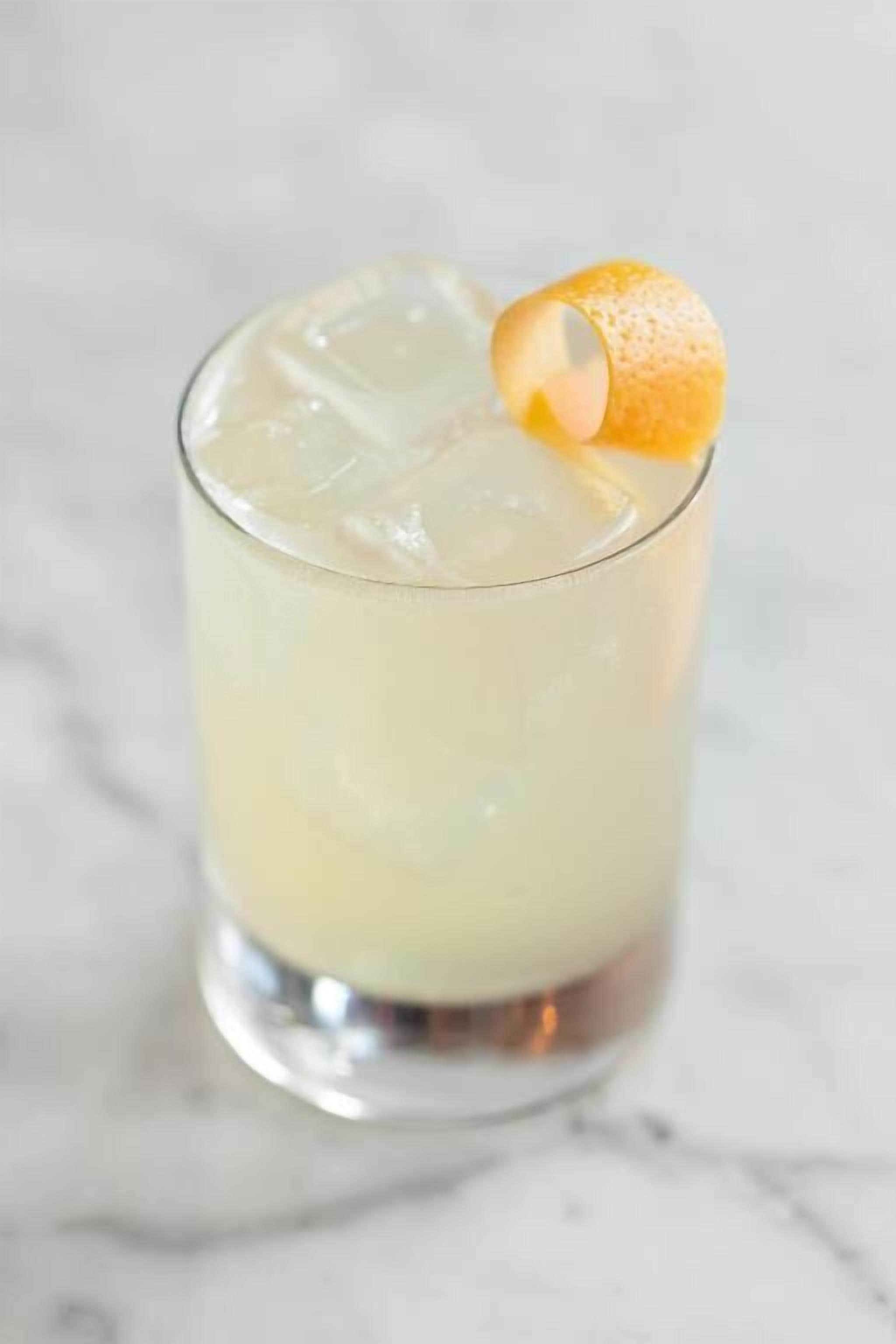 2 restaurants, breakfast, lunch, dinner served; italian cuisine