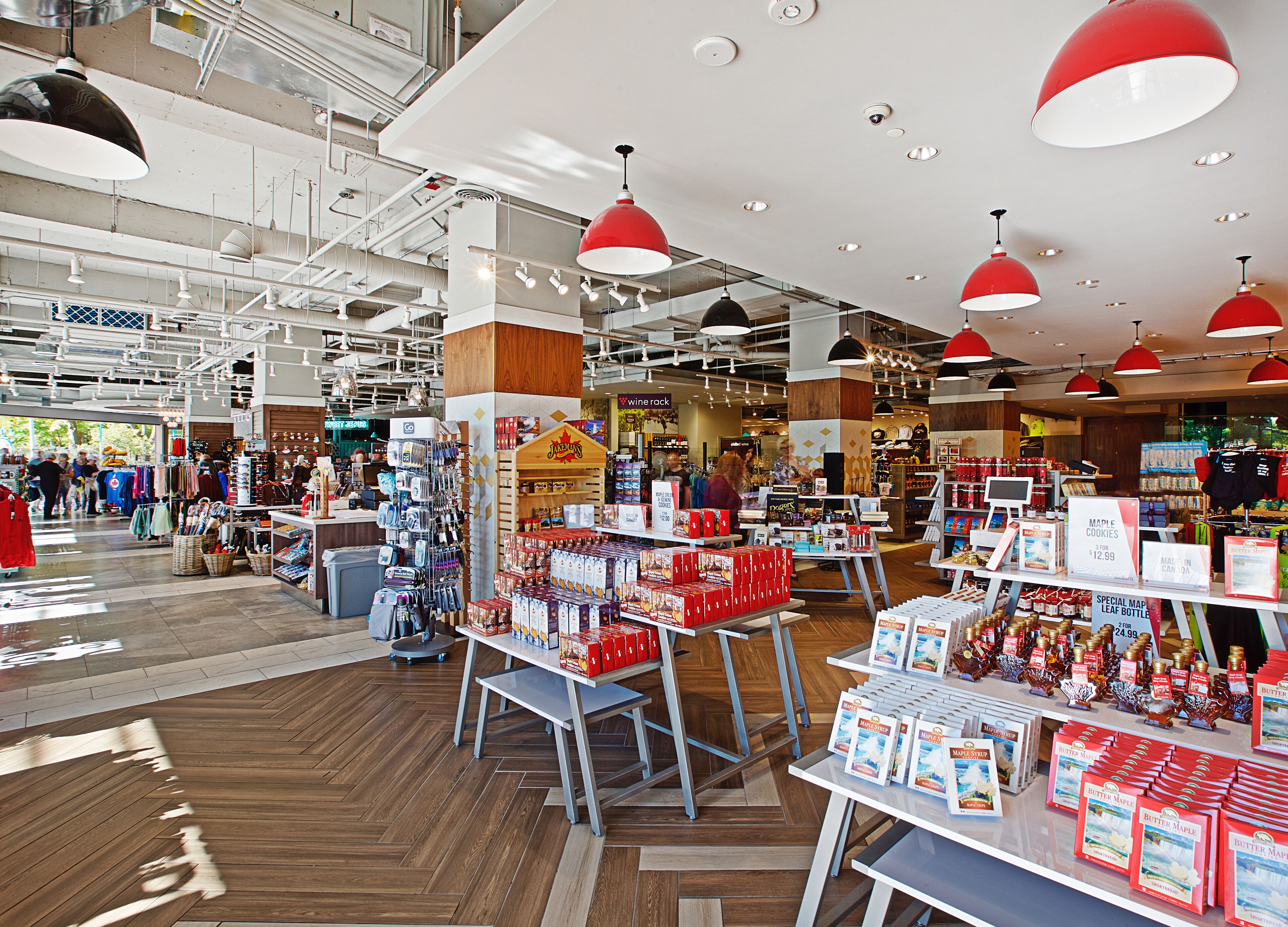 Photo - Skyline Hotel & Waterpark