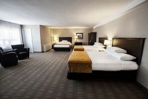 Skrivebord, skrivebord for bærbar PC og blendingsgardiner