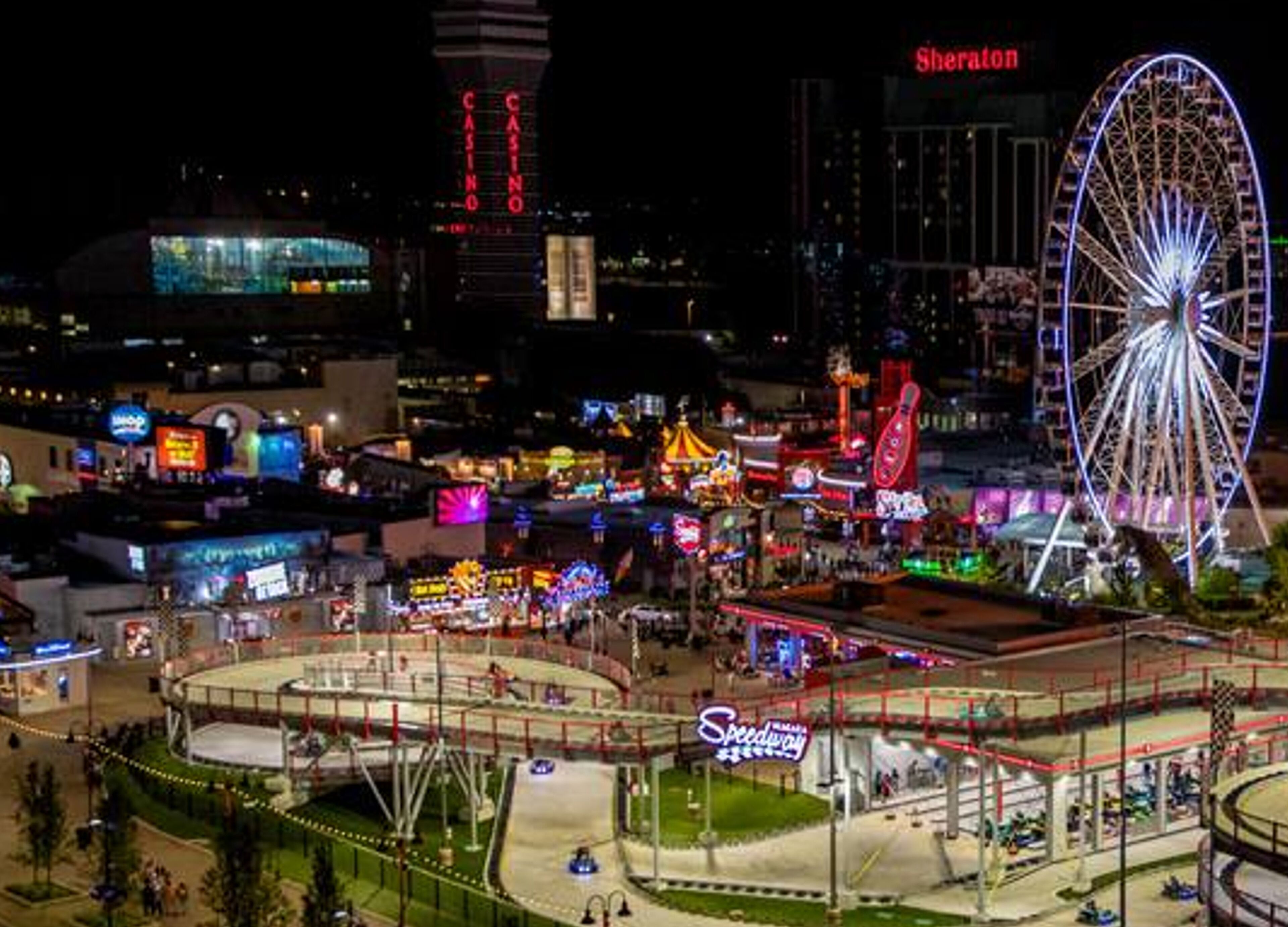 Photo - Skyline Hotel & Waterpark