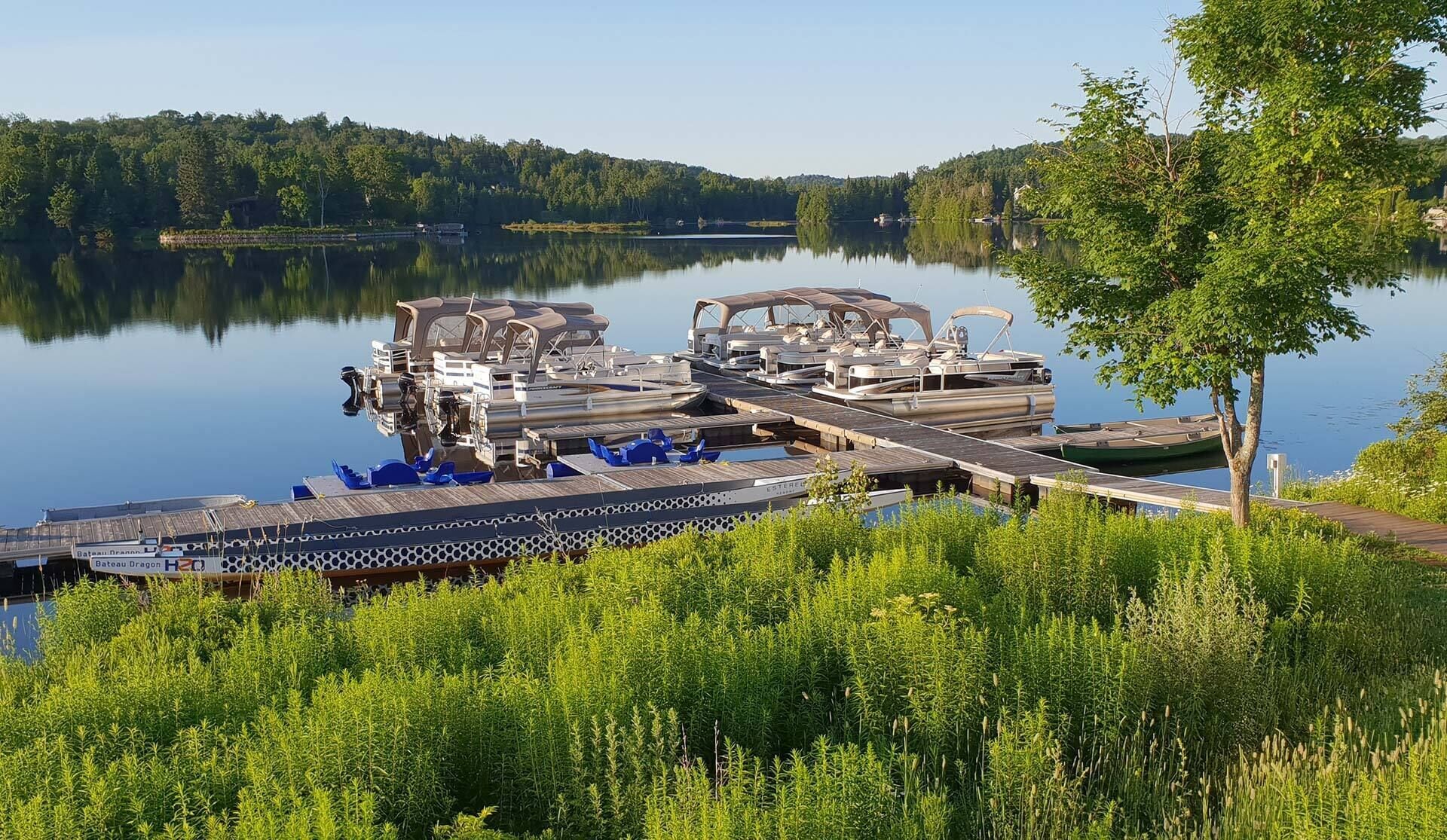 private beach nearby, sun-loungers, beach towels, beach volleyball