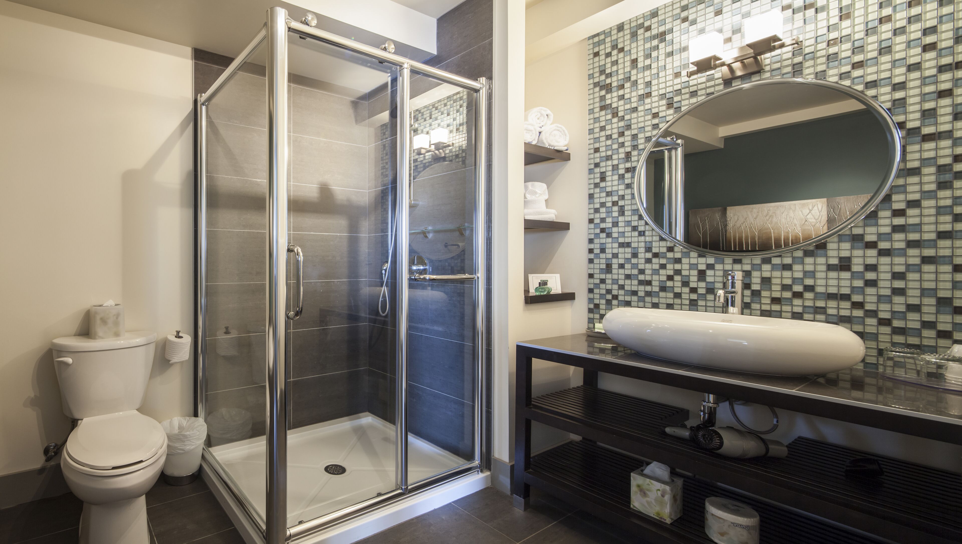 separate bathtub and shower, deep-soaking bathtub, free toiletries