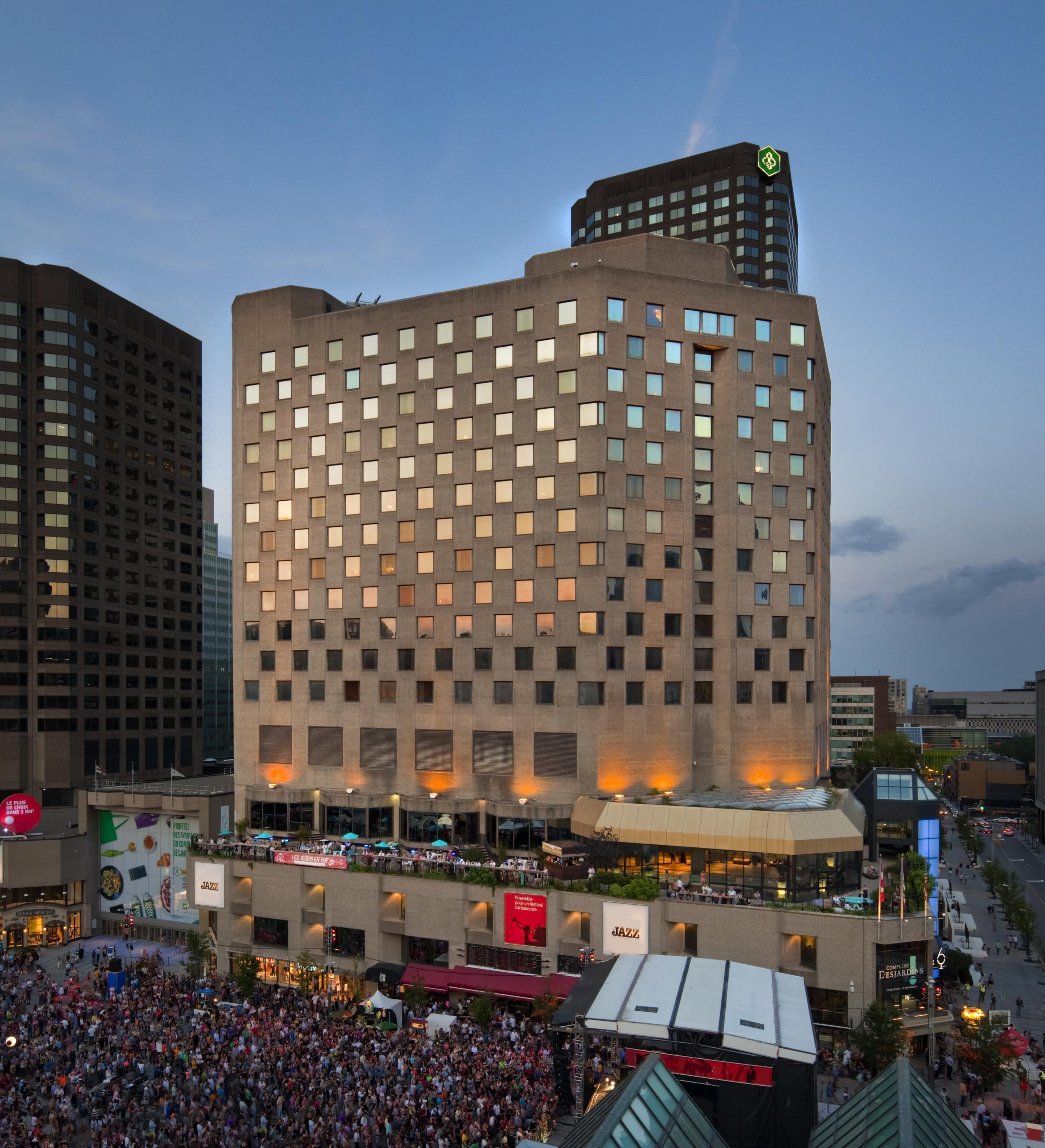 المنشأة من الخارج