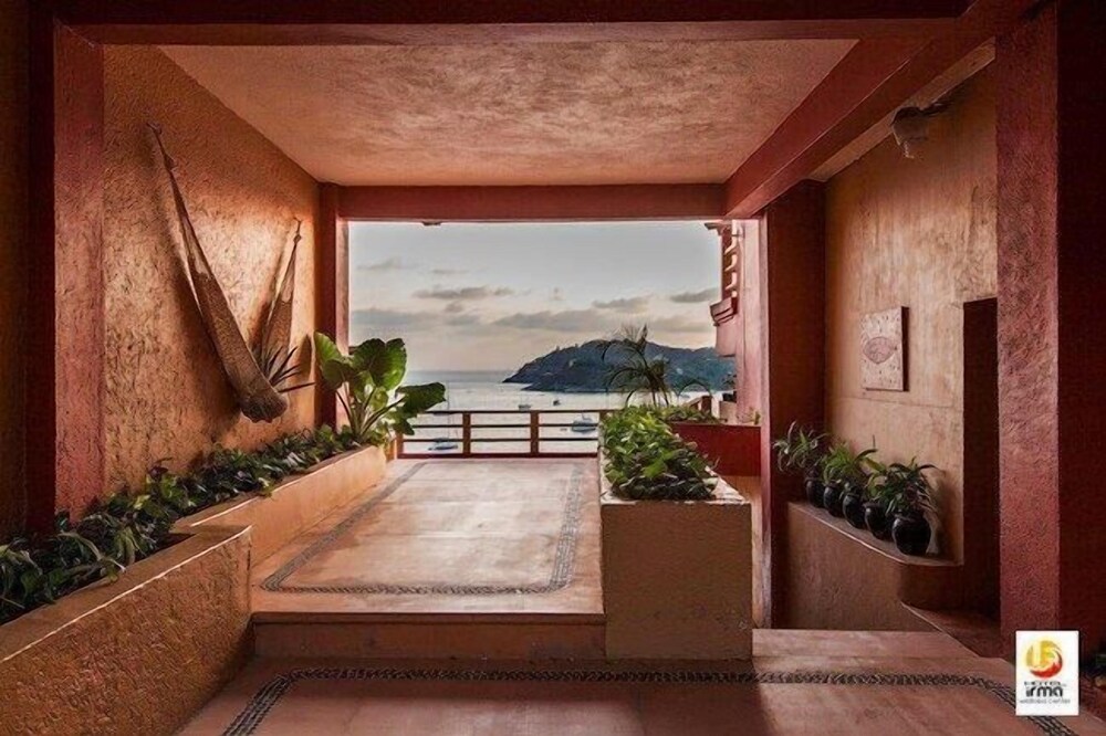 Hotel Irma, Zihuatanejo by null