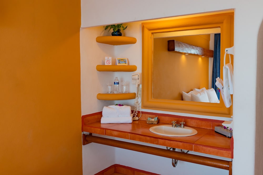 Hotel Irma, ZIhuatanejo by null