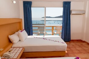 Standard Room, 2 Double Beds, Ocean View