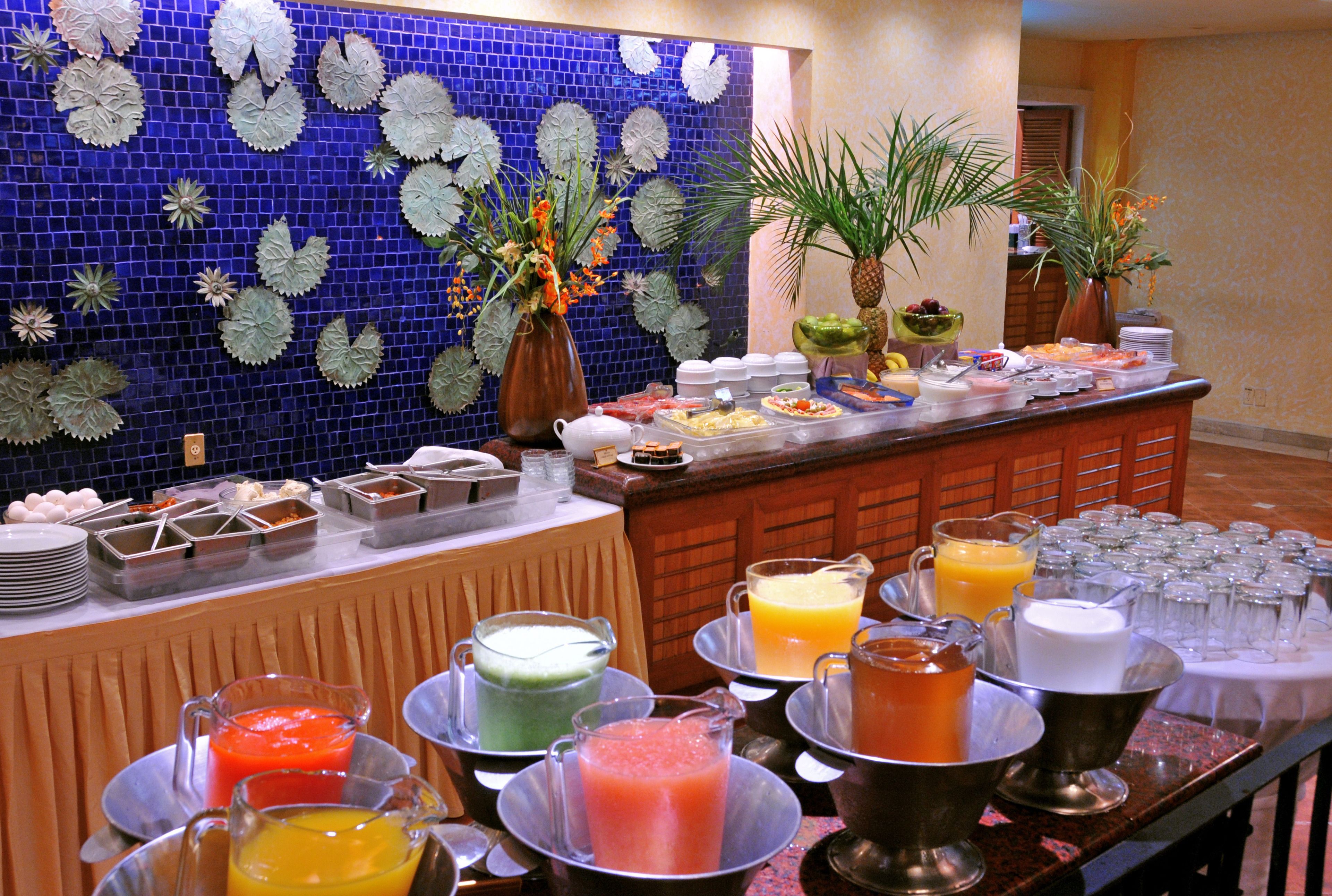 Daily buffet breakfast for a fee