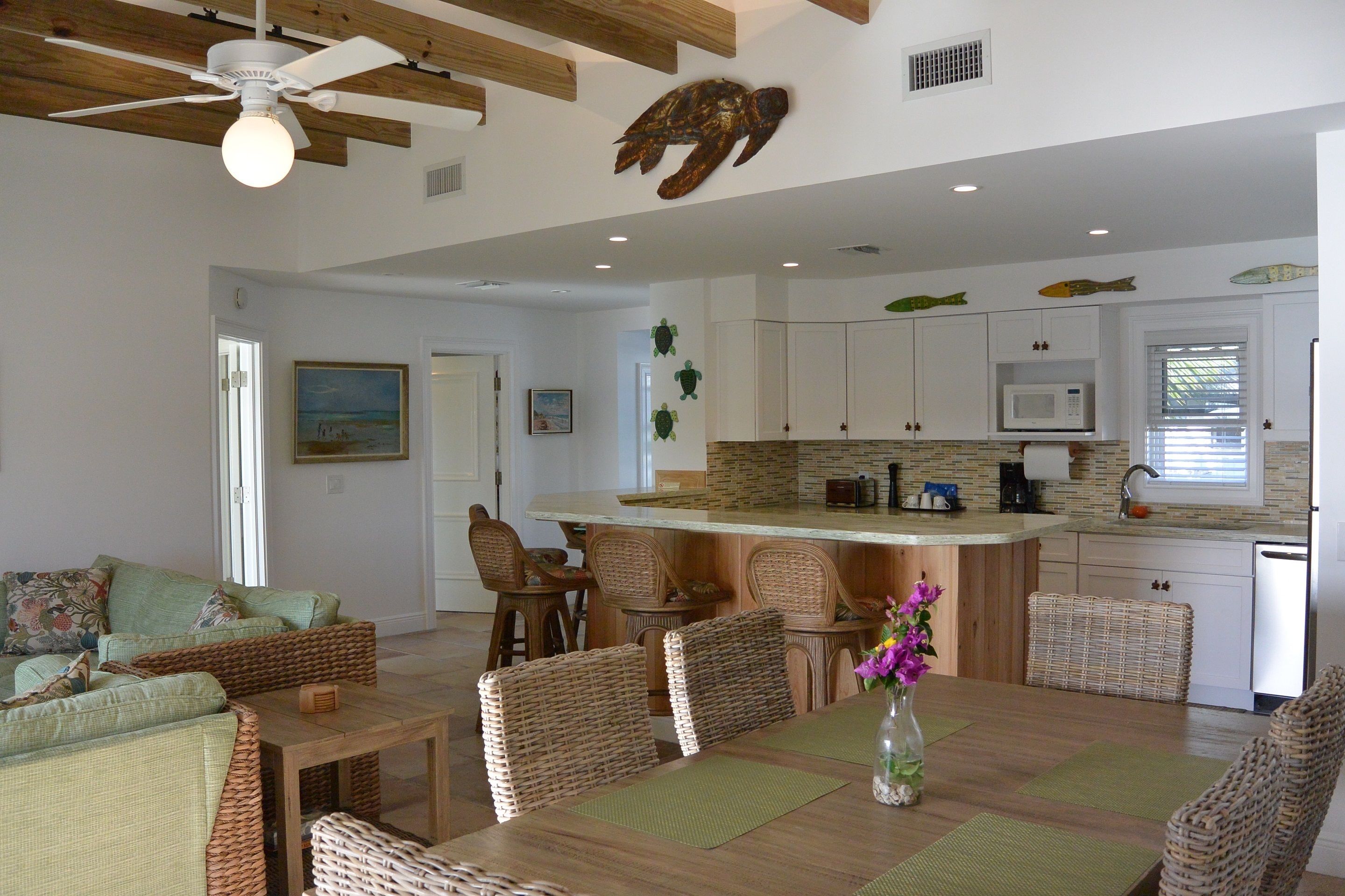 standard villa, 1 bedroom, sea facing | private kitchen | fridge, coffee/tea maker