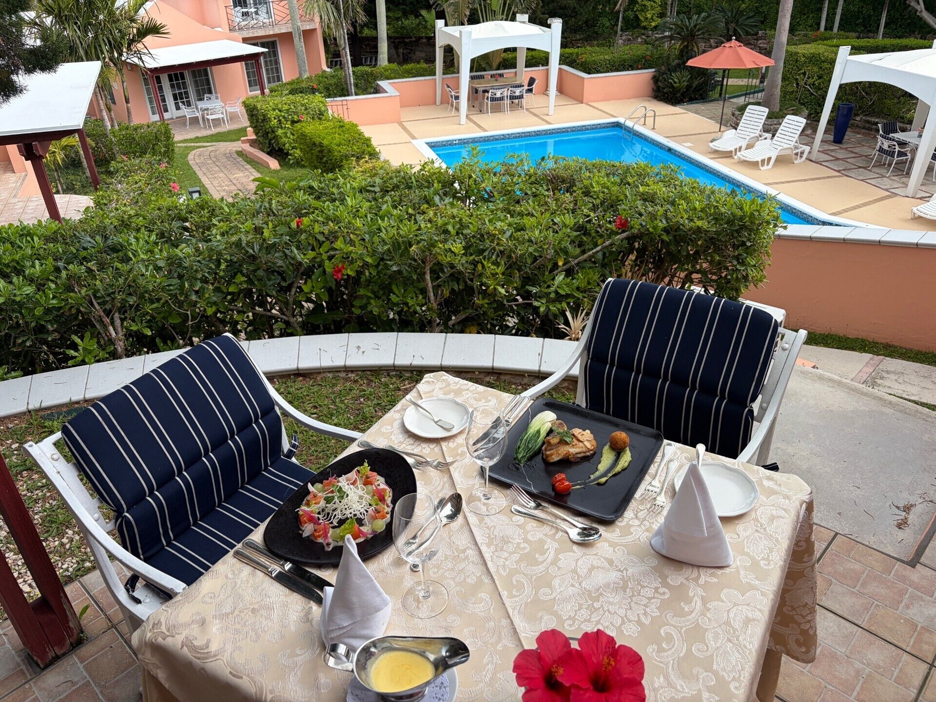 Deluxe Room, 1 King Bed | Terrace/patio