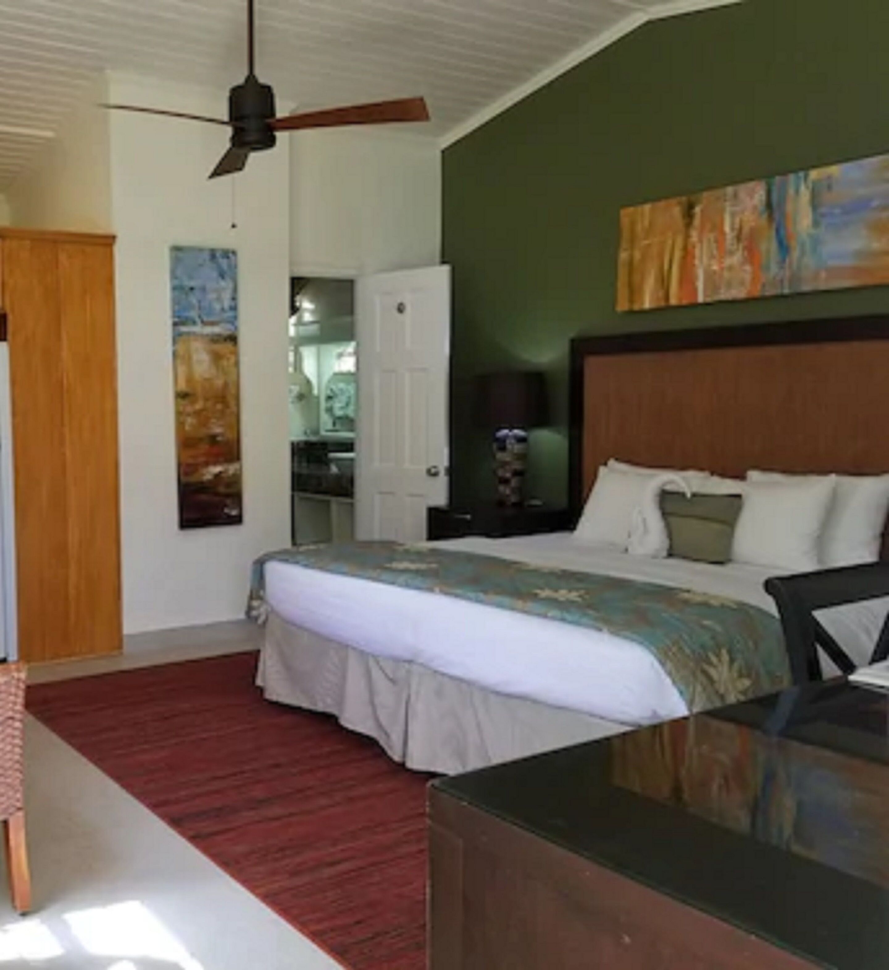 superior studio, 1 king bed, kitchenette, garden view | premium bedding, down duvets, in-room safe, individually furnished