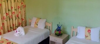 Foote Prints on the Sands