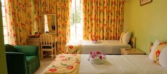 Foote Prints on the Sands