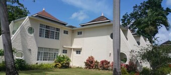 Foote Prints on the Sands