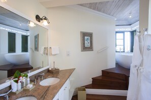 Bathroom - Cotton House (Mustique Island)