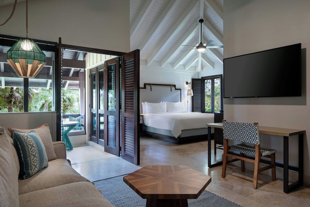 1 bedroom, in-room safe, individually furnished, desk