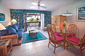 Villa, meerdere bedden, aan het strand | Woonruimte | Een televisie