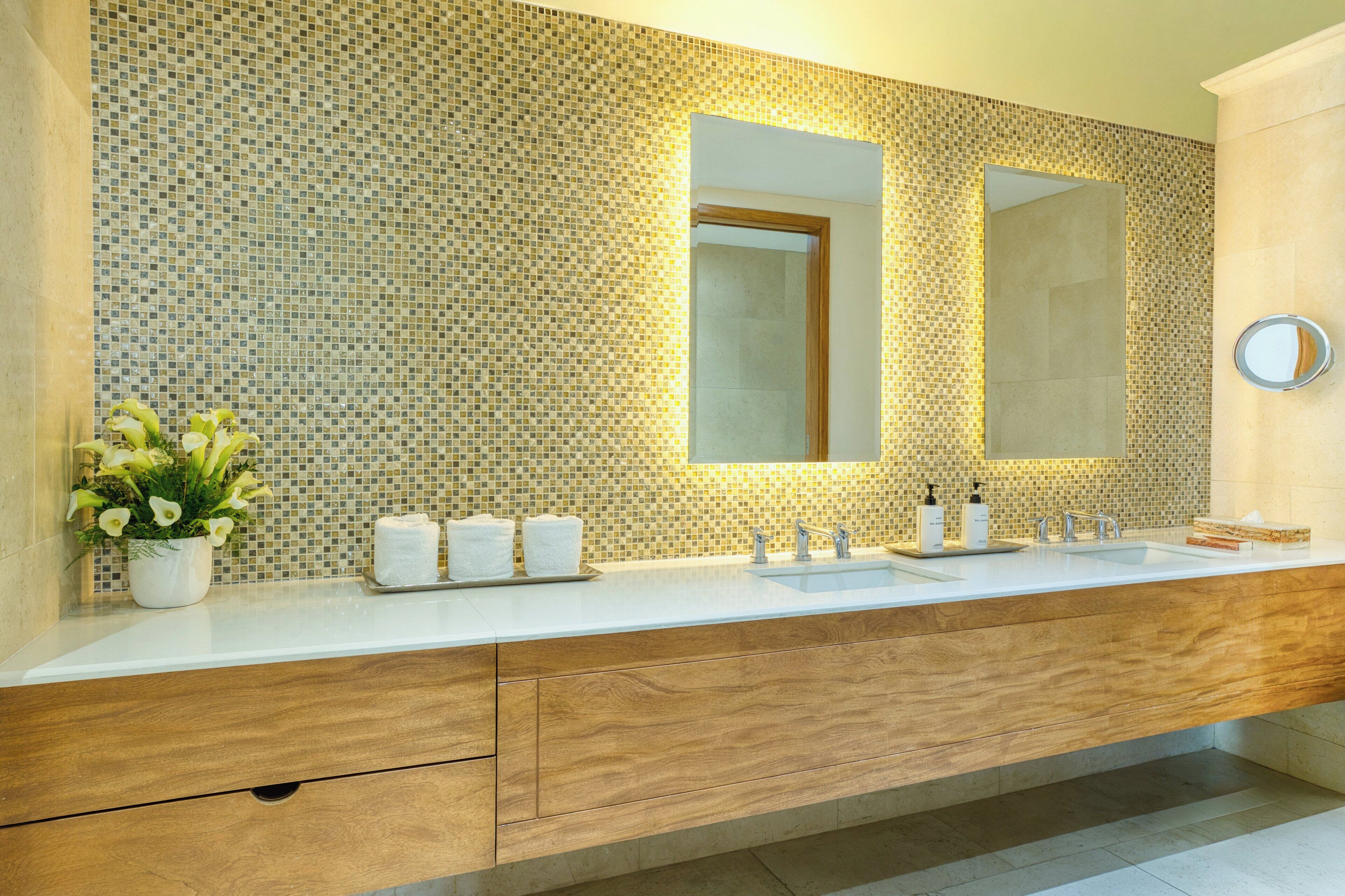 Photo - Real Intercontinental San Salvador by IHG
