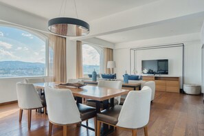 Presidential Suite, 1 Single Bed | Egyptian cotton sheets, premium bedding, down duvets, pillow-top beds - Real InterContinental San Salvador at Metrocentro Mall by IHG (San Salvador)