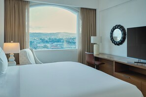 Presidential Suite, 1 Single Bed | Egyptian cotton sheets, premium bedding, down duvets, pillow-top beds - Real InterContinental San Salvador at Metrocentro Mall by IHG (San Salvador)